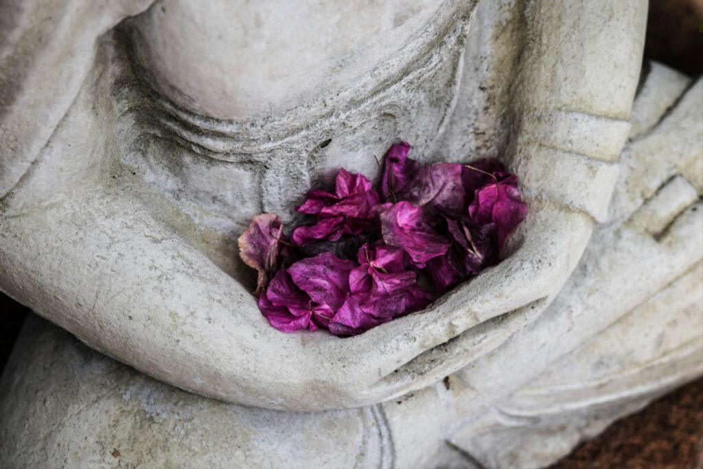 Tend To Yourself Thursday {10/10}: Personal Insights Into Chronic Pain + Loving Kindness Meditation